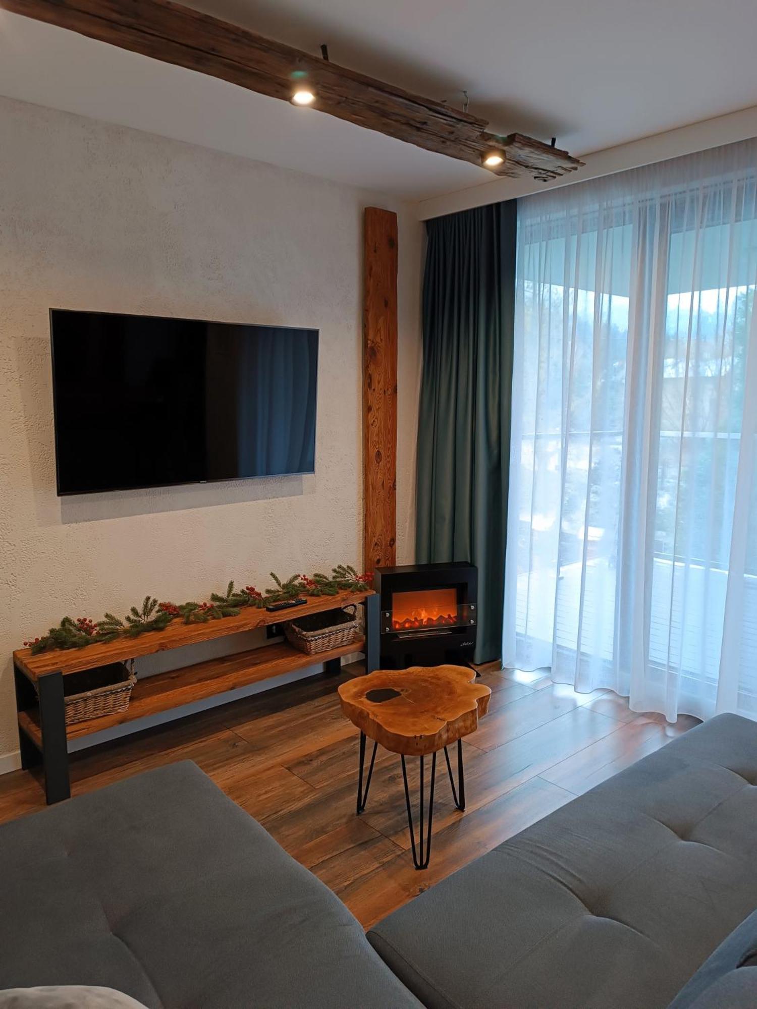 Madlen Kalinowa Sauna Grota Solna Apartment *